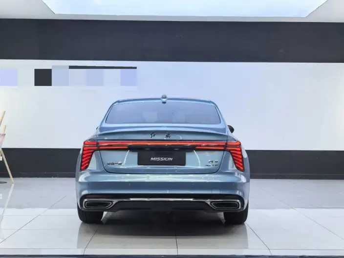 Hongqi H5 2023 Model 2.0T Automatic Flag Lead Edition – фото 5