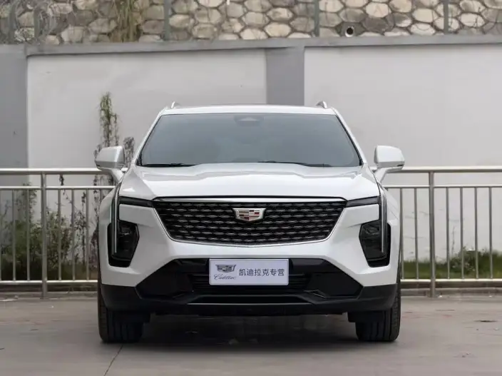Cadillac XT4 2024 Model 28T 2WD Luxury Model