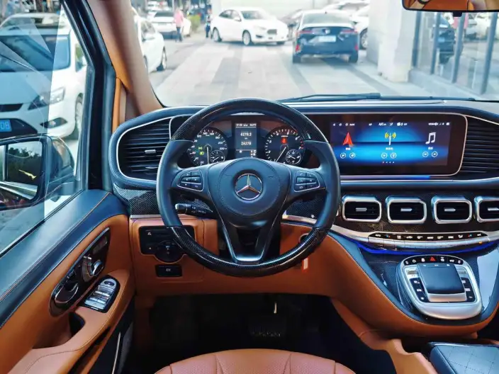 Viano 2023 Model 2.0T Business Edition 7 seat – фото 6