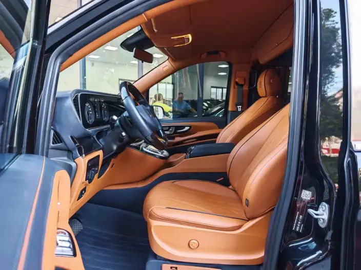 Viano 2023 Model 2.0T Business Edition 7 seat – фото 8
