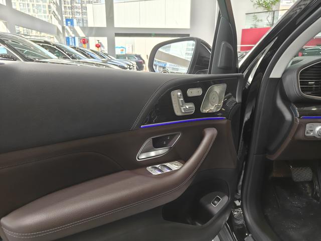 Mercedes-Benz GLS 2021 Modi f ied GLS 450 4MATIC Stylish – фото 49