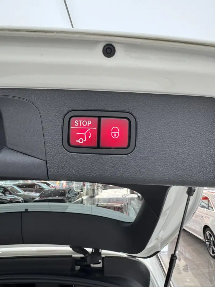 Mercedes-Benz GLC 2022 Model GLC 260 L 4MATIC Luxury Model – фото 10