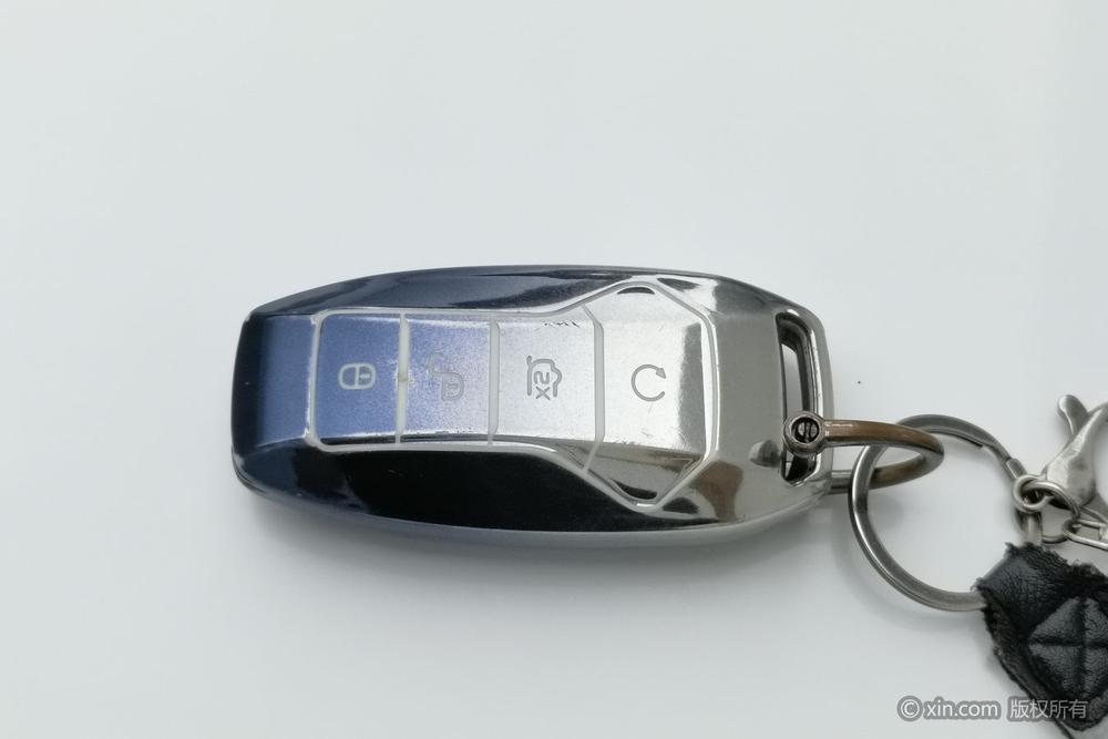 Qin Pro 2020 модификация Beyond Edition 1.5TI Manual Luxury – фото 6