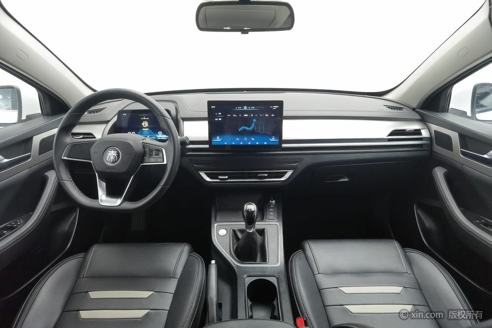 Qin Pro 2020 модификация Beyond Edition 1.5TI Manual Luxury – фото 12