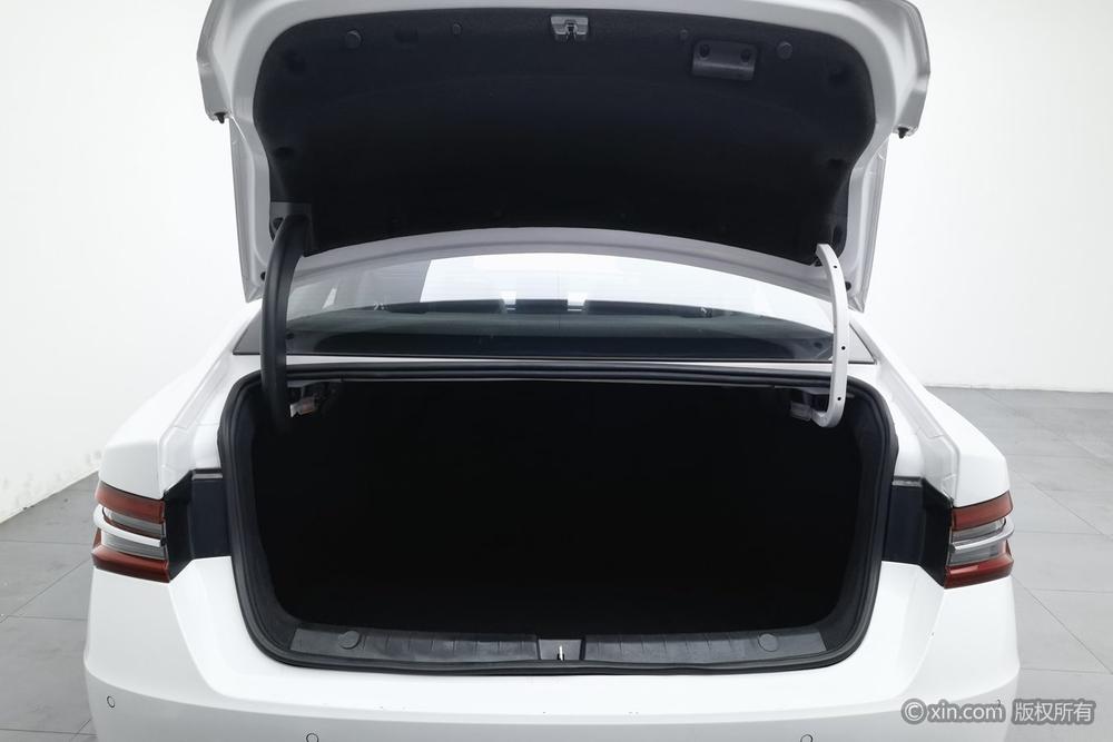 Qin Pro 2020 модификация Beyond Edition 1.5TI Manual Luxury – фото 23