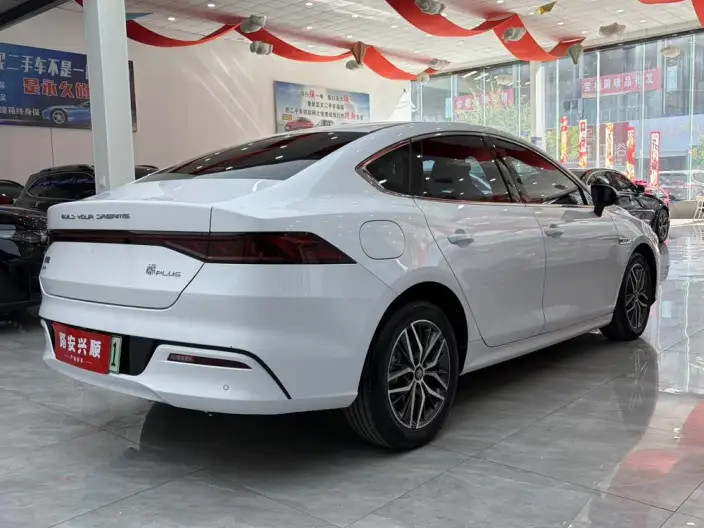 BYD Qin PLUS DM 2021 Model DM-i 55KM Flagship Model – фото 6