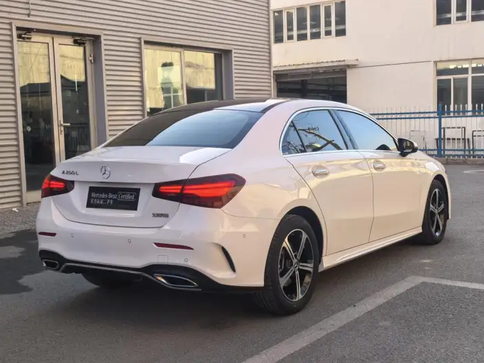 Mercedes-Benz A-class 2024 Model A 200 L Dynamic Edition – фото 7