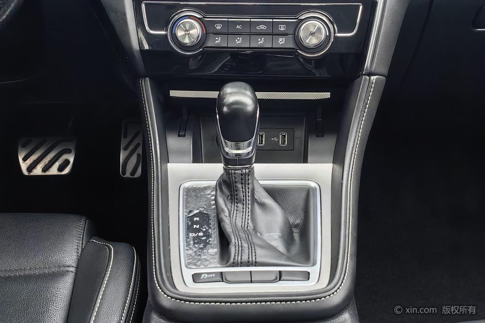 MG6 2017 20T Automatic Luxury Smart Connect – фото 14