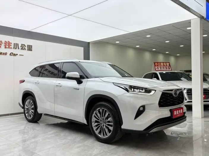 Toyota Highlander 2022 Model Hybrid 2.5L 4WD Premium Edition 7 seat