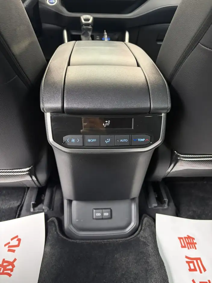 Toyota Highlander 2022 Model Hybrid 2.5L 4WD Premium Edition 7 seat – фото 8