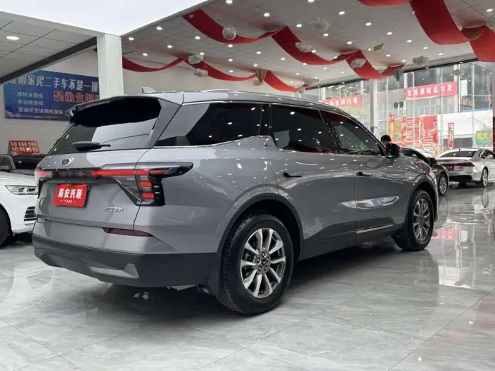 Ford Edge 2025 Model Ford Edge L 2.0T EcoBoost 2WD VII seat Luxury Model – фото 6