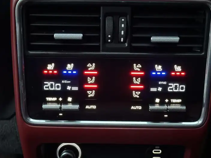 Cayenne 2019 Model Cayenne 3.0T – фото 9