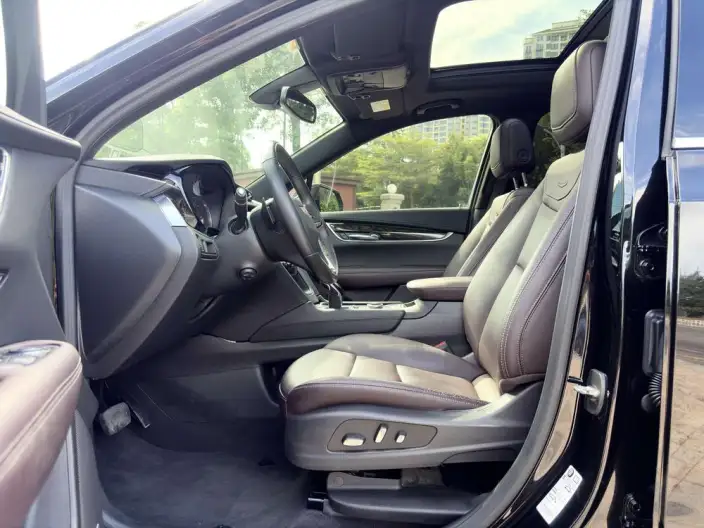 Cadillac XT6 2022 Model 2.0T VII seat 2WD Fashion Model – фото 8