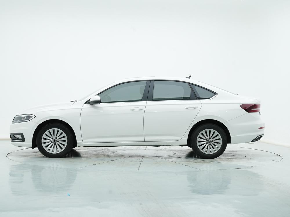 Volkswagen Lavida 2021 1.5L Automatic Com f ort – фото 4