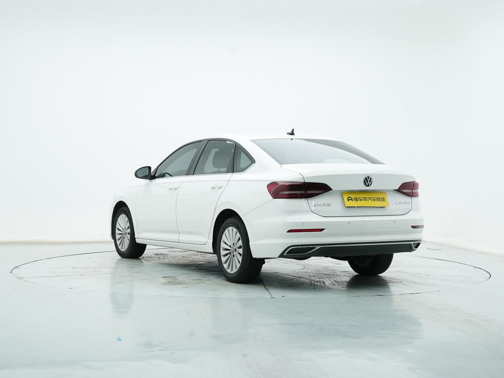 Volkswagen Lavida 2021 1.5L Automatic Com f ort – фото 5