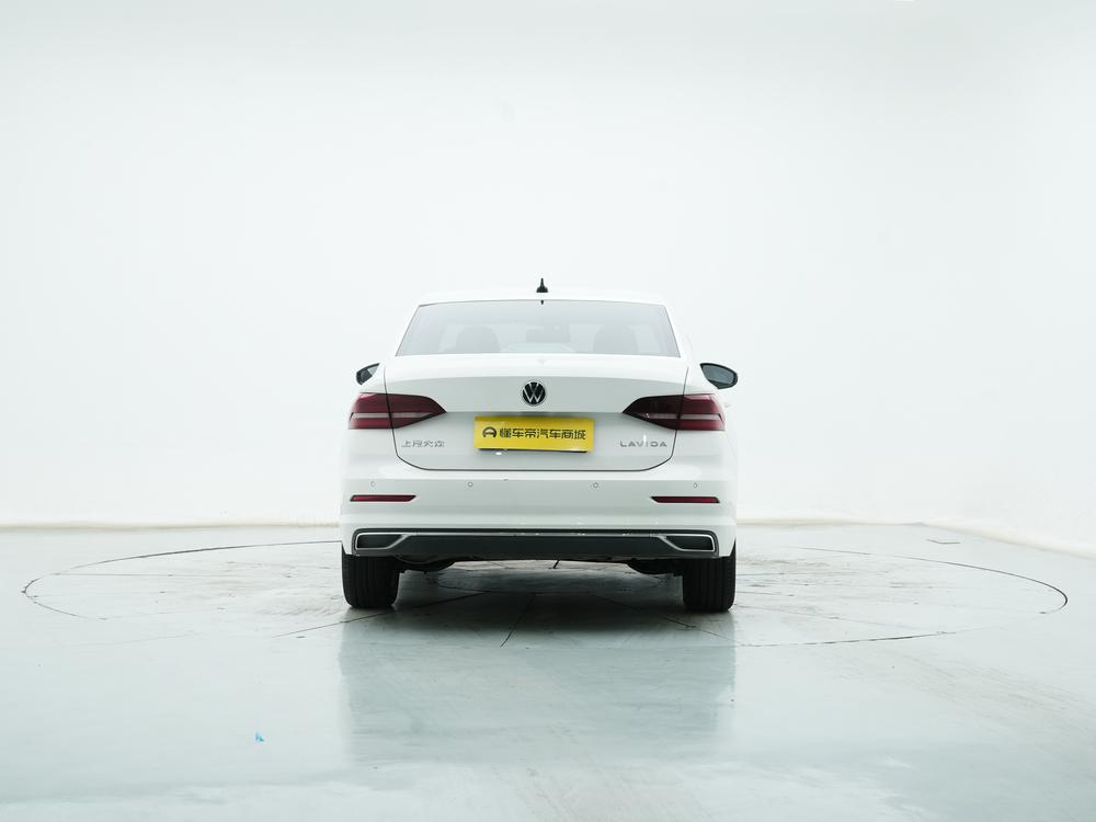 Volkswagen Lavida 2021 1.5L Automatic Com f ort – фото 6