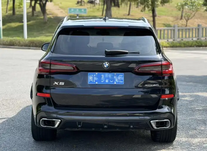 BMW X5 2022 Model Facelift xDrive 40Li M Sports Set – фото 6