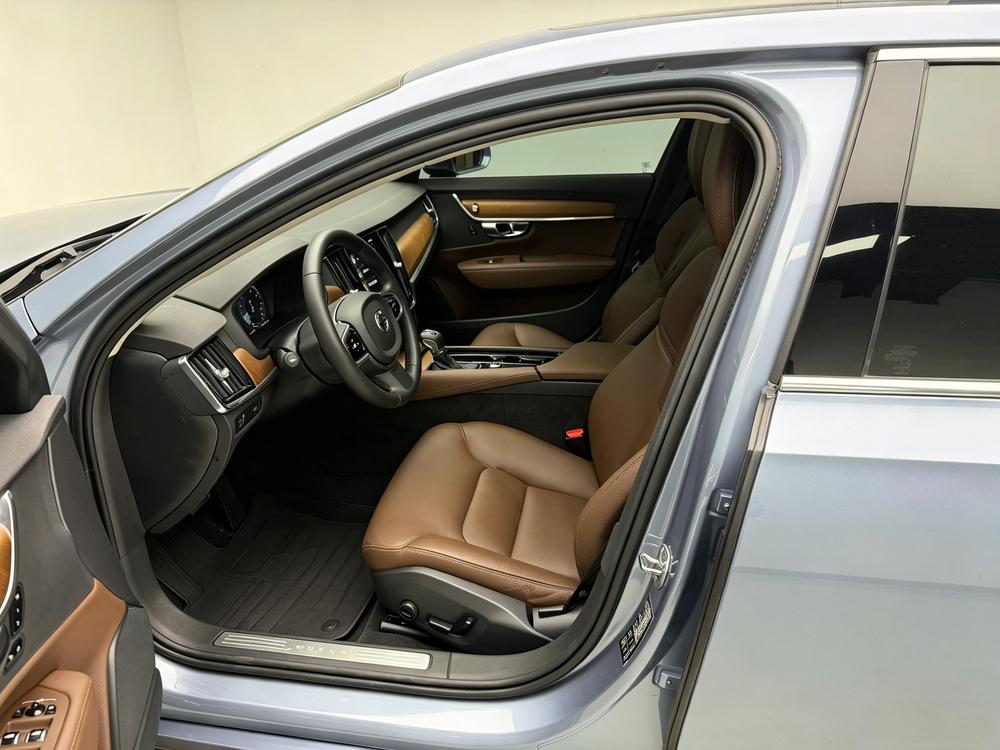 Volvo S90 2020 Facelift T5 Intelligent Refined Luxury – фото 17