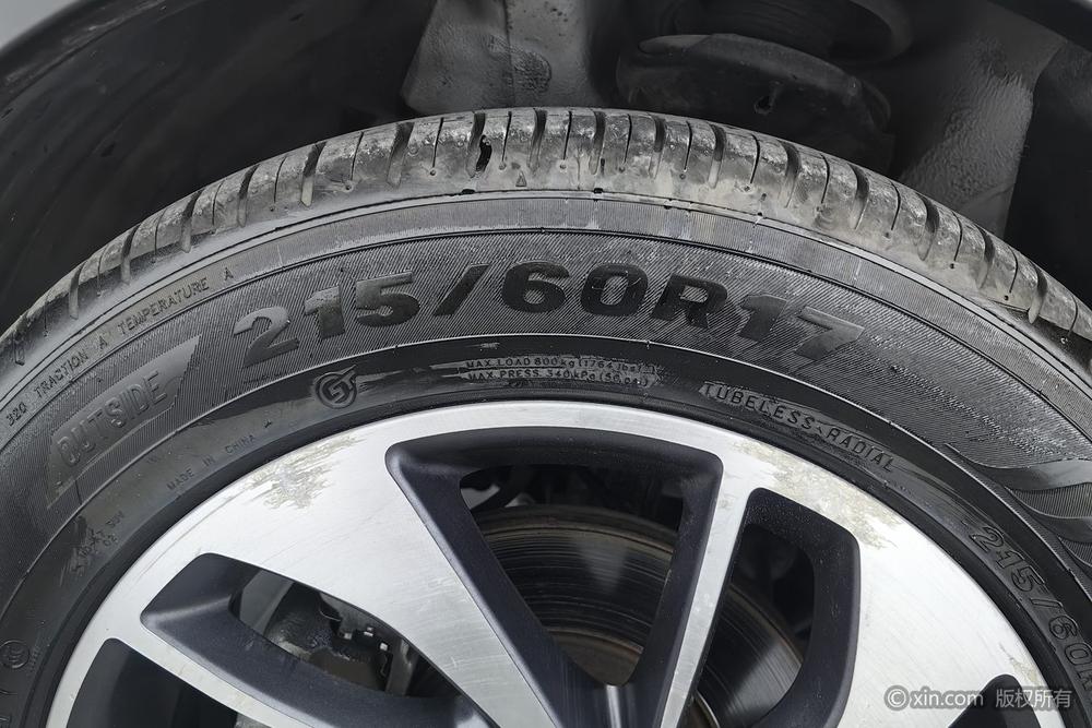 Baojun 560 2015 1.8L Manual Luxury – фото 10