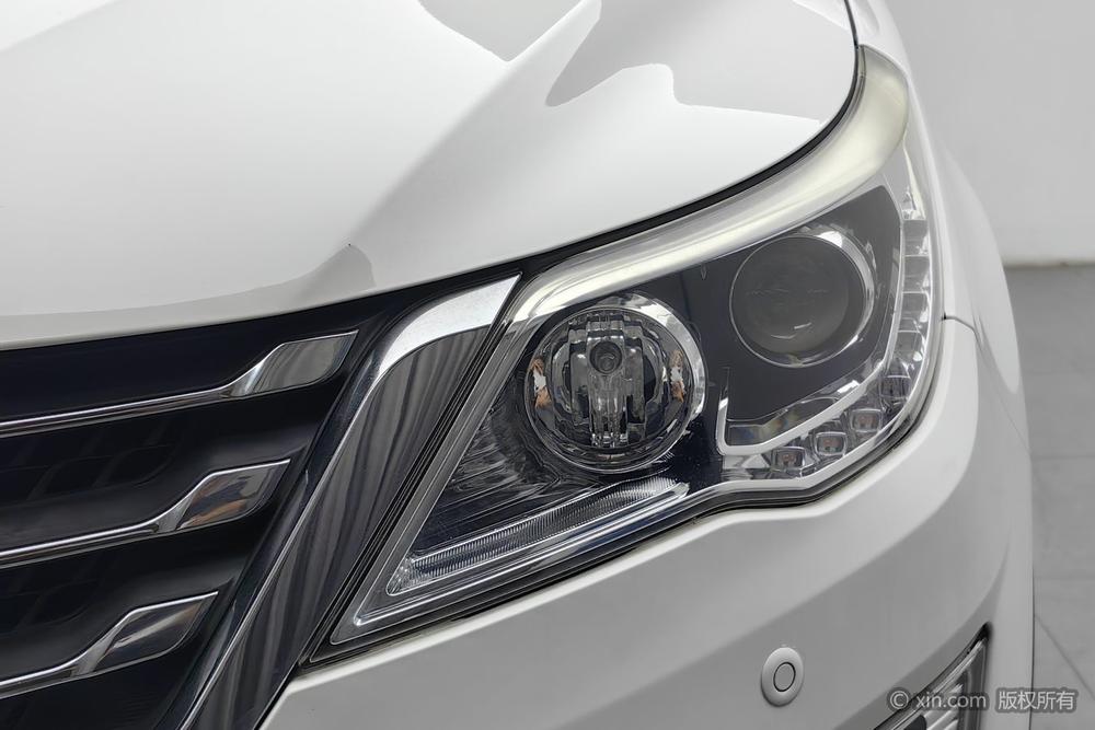 Baojun 560 2015 1.8L Manual Luxury – фото 11