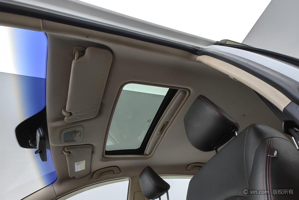 Baojun 560 2015 1.8L Manual Luxury – фото 20