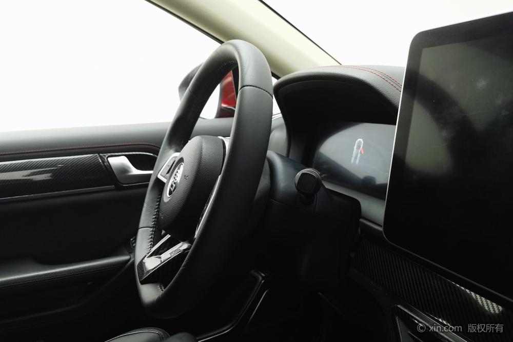 BYD Tang DM 2018 модификация DM 2.0T постоянный полный привод Smart Connect Innovative 7 seat National V – фото 9