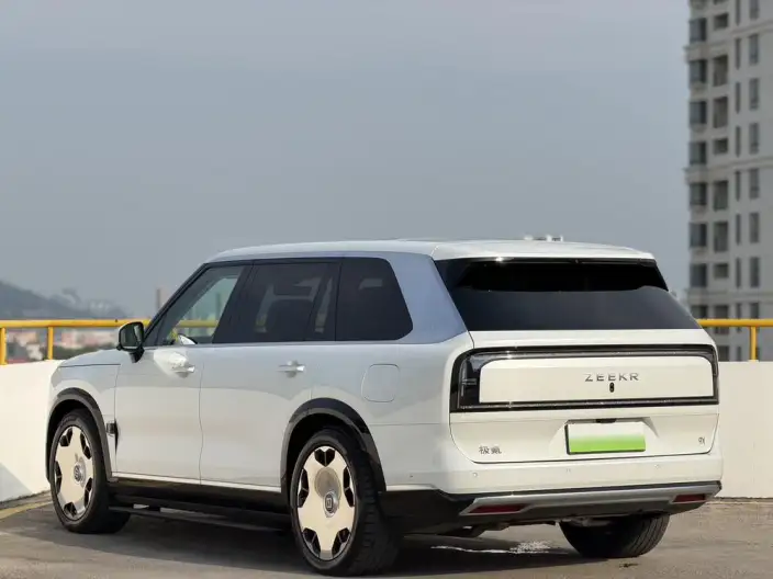ZEEKR 9X 2025 Model Hyper Edition 70kWh VI seat – фото 5