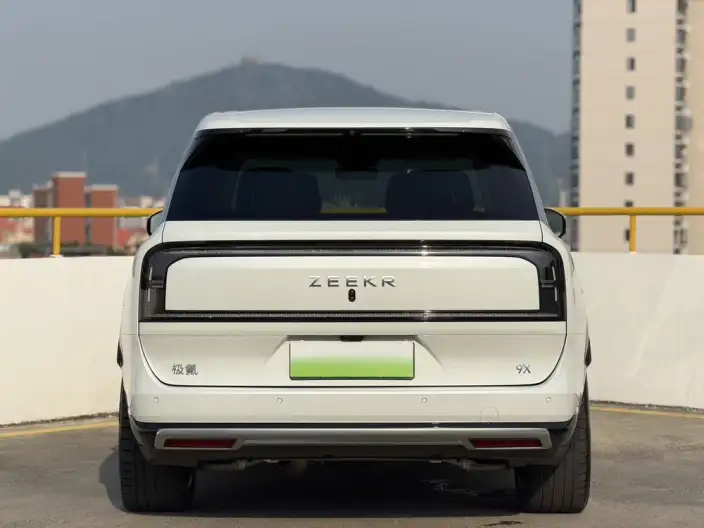 ZEEKR 9X 2025 Model Hyper Edition 70kWh VI seat – фото 6