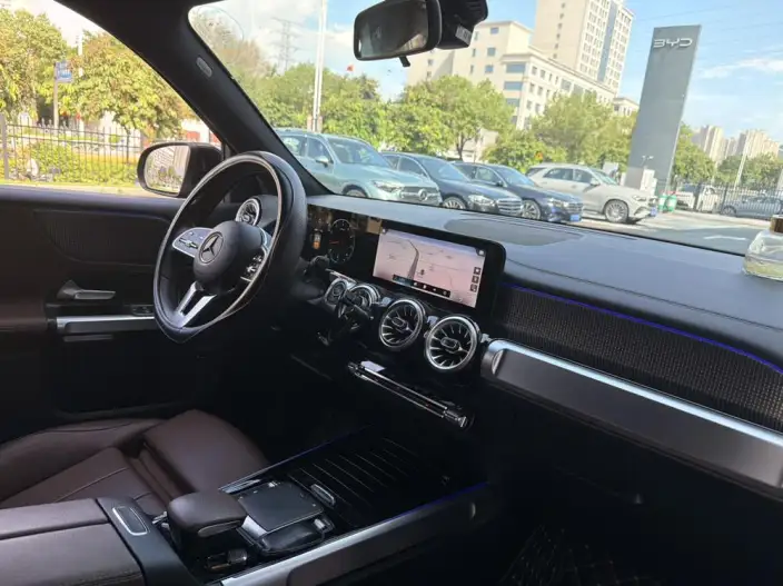 Mercedes-Benz GLB 2022 Model GLB 220 Dynamic Model – фото 5