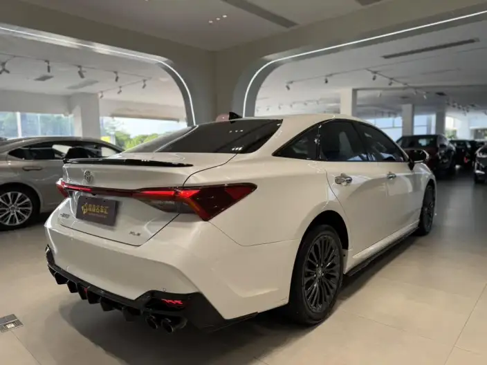 Toyota Avalon 2022 Model 2.0L XLE Exclusive Edition – фото 6