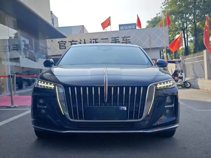 Hongqi H5 2023 Model 2.0T Automatic Flag Enjoy Edition