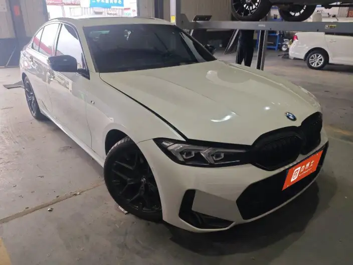 BMW 3 Series 2025 Model 330i M Sports Night Set – фото 2