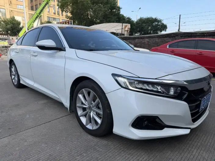 Honda Accord 2022 Model 260TURBO Deluxe Edition – фото 3