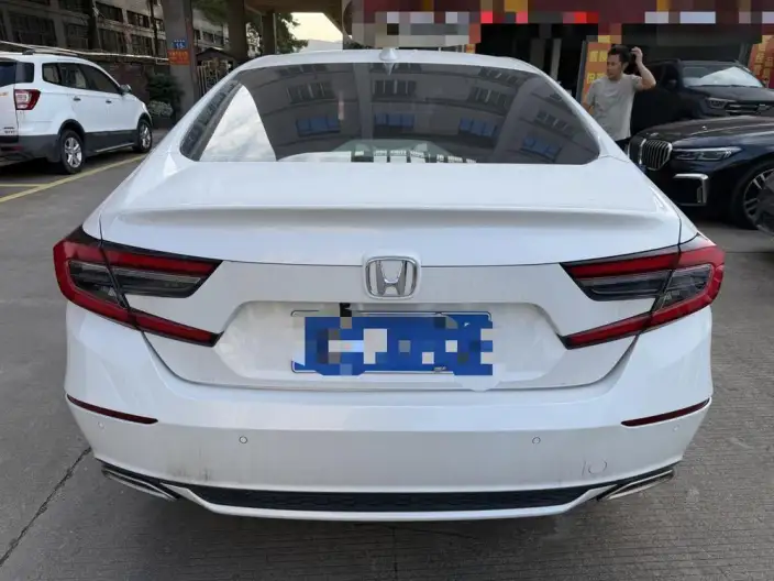 Honda Accord 2022 Model 260TURBO Deluxe Edition – фото 5