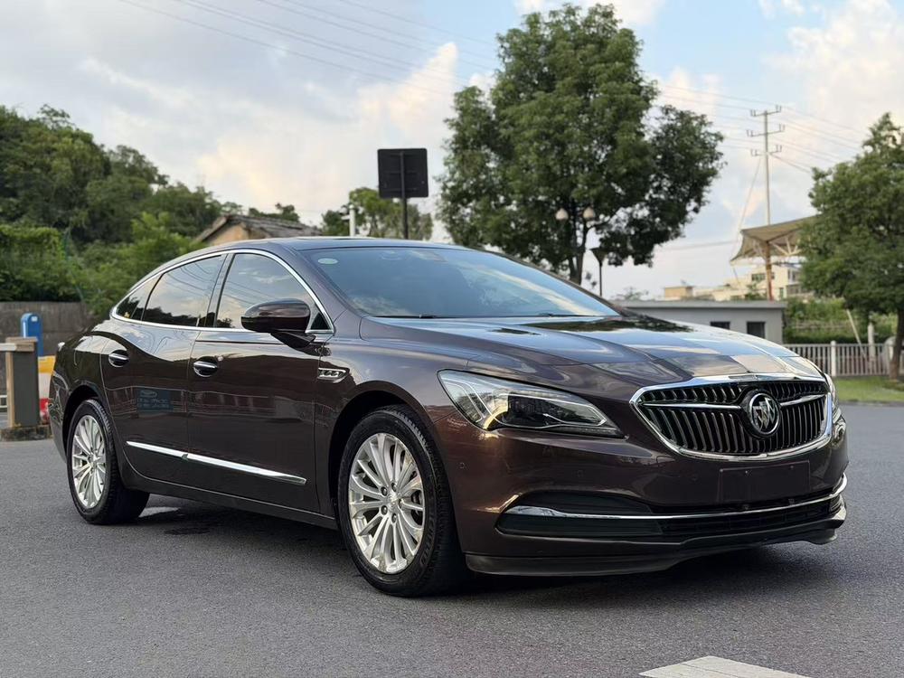 Buick LaCrosse 2018 модификация 28T Elite – фото 3