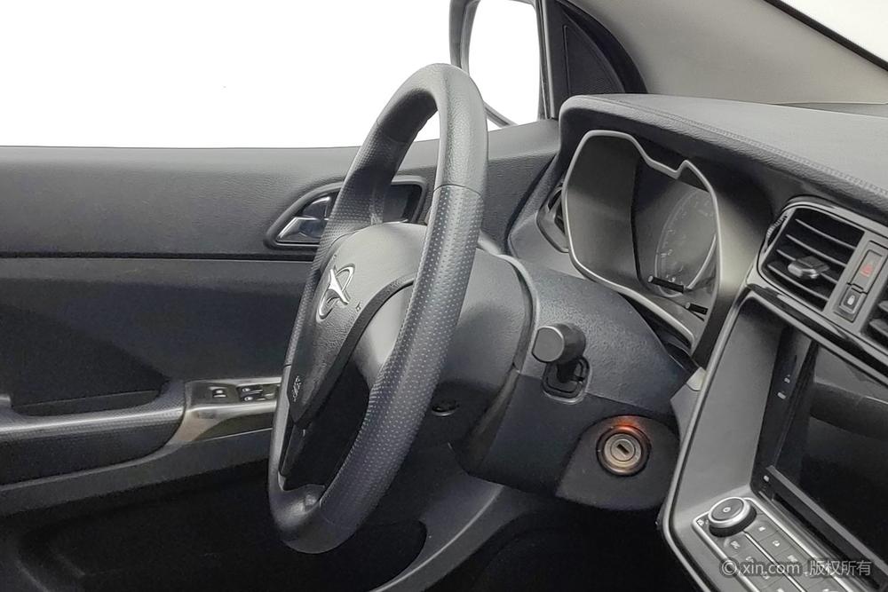 Haima M3 2016 модификация 1.5L CVT Com f ort – фото 11