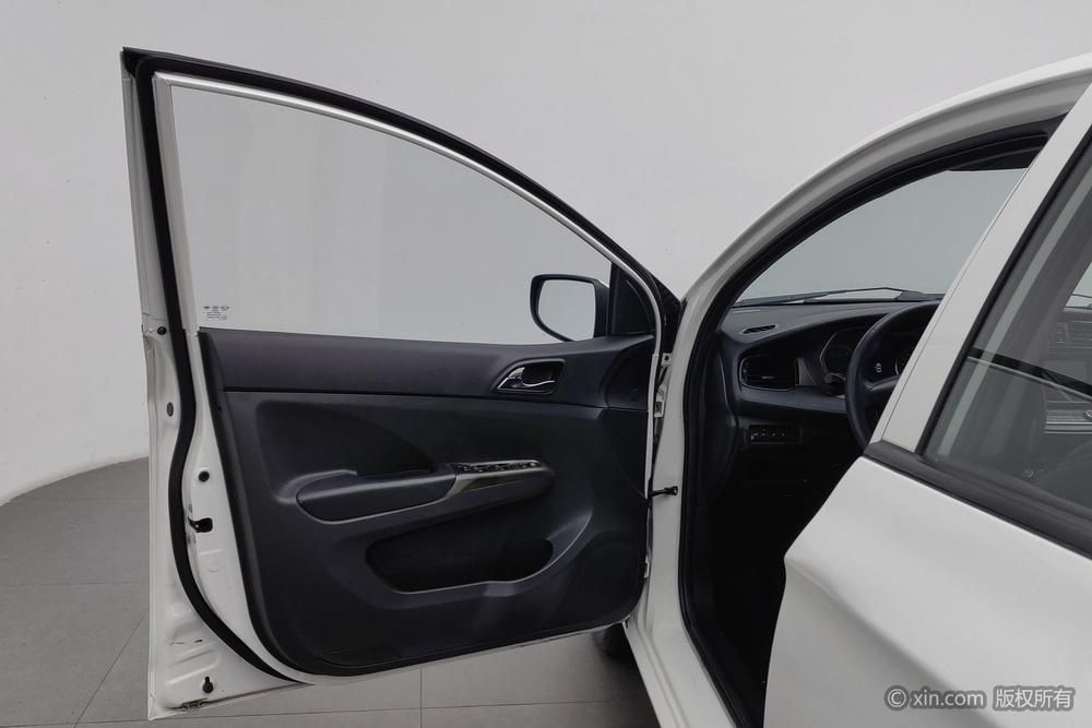 Haima M3 2016 модификация 1.5L CVT Com f ort – фото 22