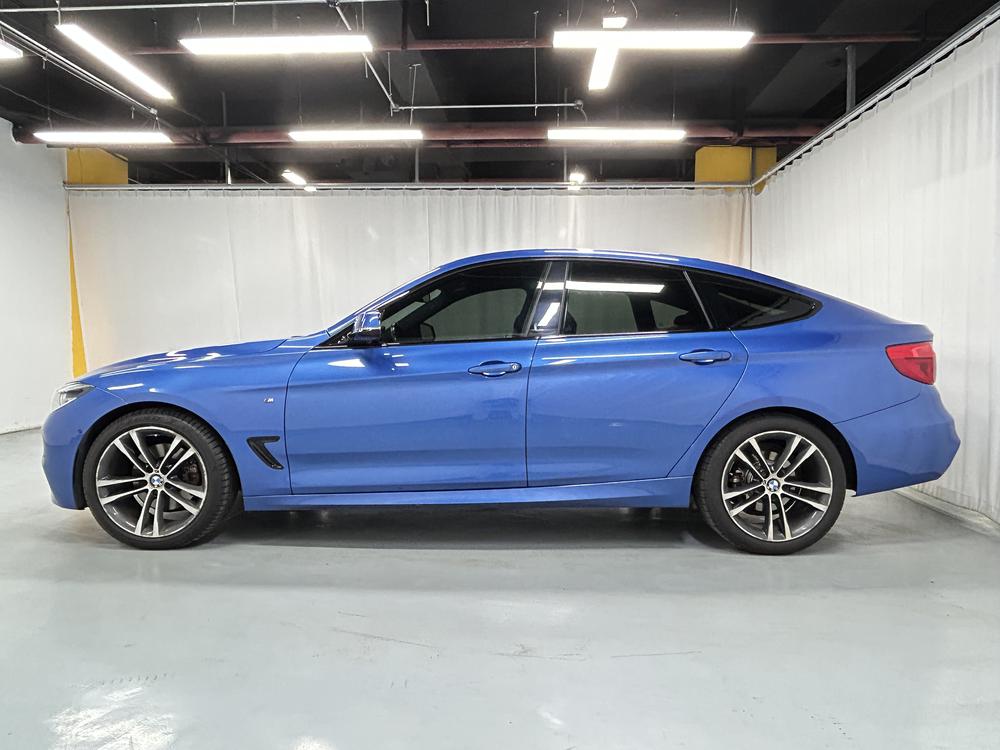 BMW 3 Series Gran Turismo 2018 модификация 330i xDrive M Sport Sport – фото 4