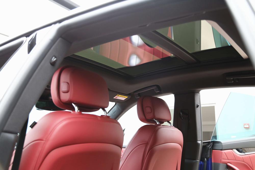 Levante 2021 3.0T Luxury – фото 30
