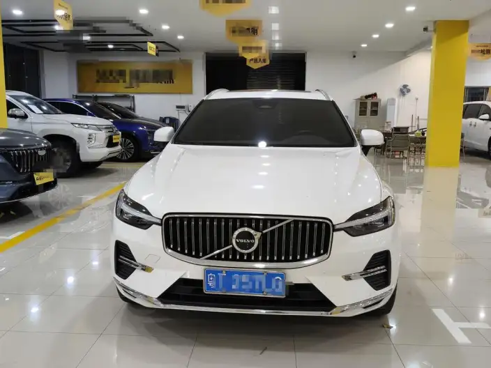Volvo XC60 2025 Model B5 4WD Smart Range Deluxe Edition