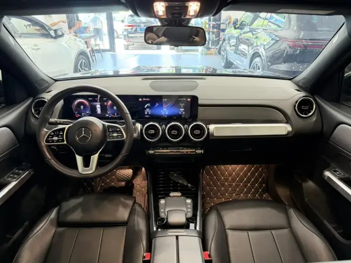 Mercedes-Benz GLB 2021 Model GLB 200 Dynamic Model – фото 7