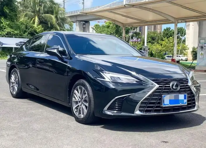 Lexus ES 2026 Model 200 Premium – фото 3