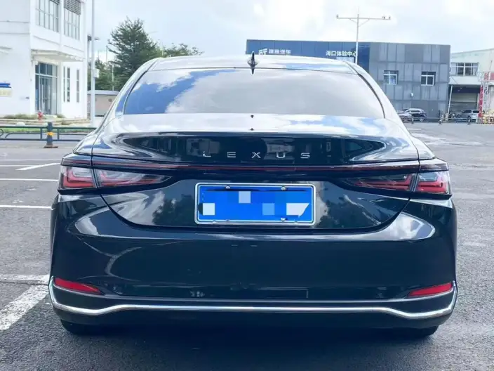 Lexus ES 2026 Model 200 Premium – фото 5