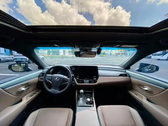 Lexus ES 2026 Model 200 Premium – фото 7