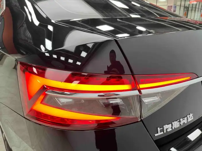 Skoda Superb 2024 Model TSI280 DSG Exclusive Edition – фото 9