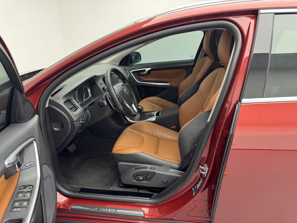 Volvo V60 2015 T5 Smart Elegant – фото 17