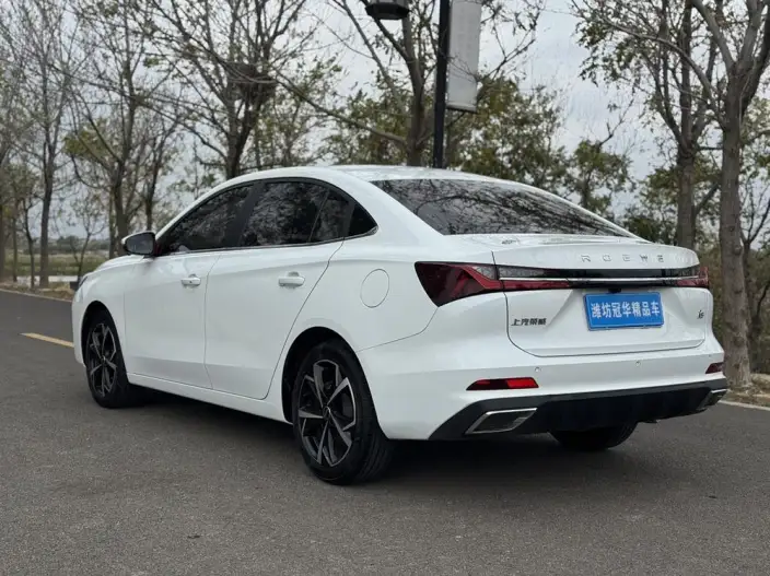 Roewe i5 2023 Model 1.5L CVT Zunrong Edition – фото 5