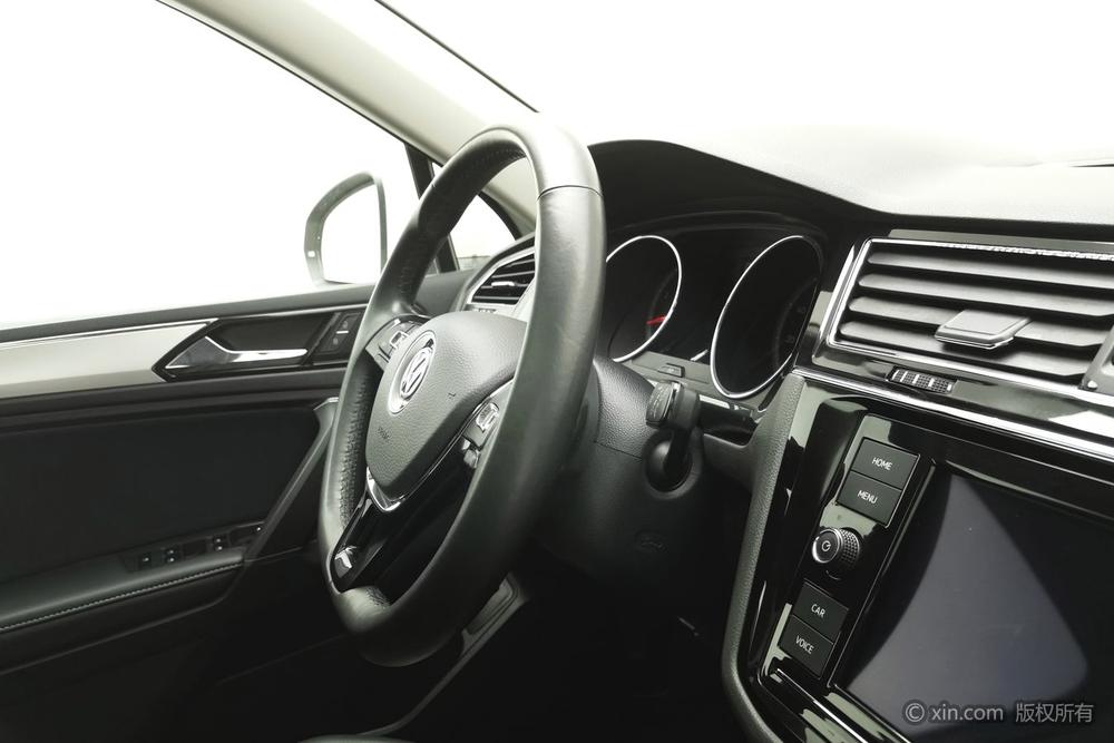 Volkswagen Tiguan L 2019 модификация 330TSI автоматическое 2WD Smart Dynamic Deluxe Edition Country VI – фото 11