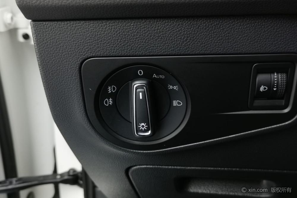Volkswagen Tiguan L 2019 модификация 330TSI автоматическое 2WD Smart Dynamic Deluxe Edition Country VI – фото 16