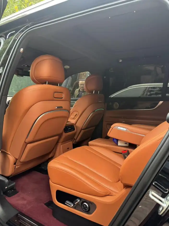 Aito M9 2024 Model Extended Range Max VI seat Edition – фото 7